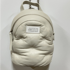 メゾンマルジェラ S56WA0014 グラムスラム バックパック 2WAY ショルダーバッグ  買取実績です。