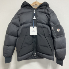 モンクレール ブラック 23年製 ダウンジャケット KJERAG 買取実績です。