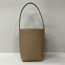 ザロウ BOULDER N/S ParkレザートートバッグS 買取実績です。