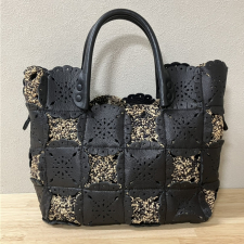 ジャマンピュエッシュ ブラック レザー ラフィア パッチワークトート 買取実績です。