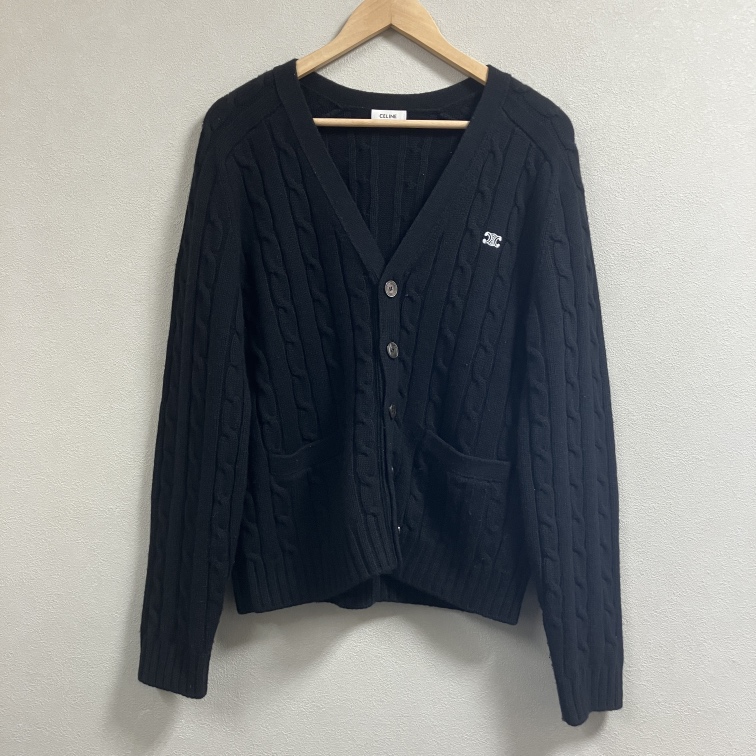 【取り置き〜2/22】CELINE ブラック×ゴールド金具 カシミアカーディガン 神戸三宮でセリーヌを買取。トリオンフのカシミヤカーディガン