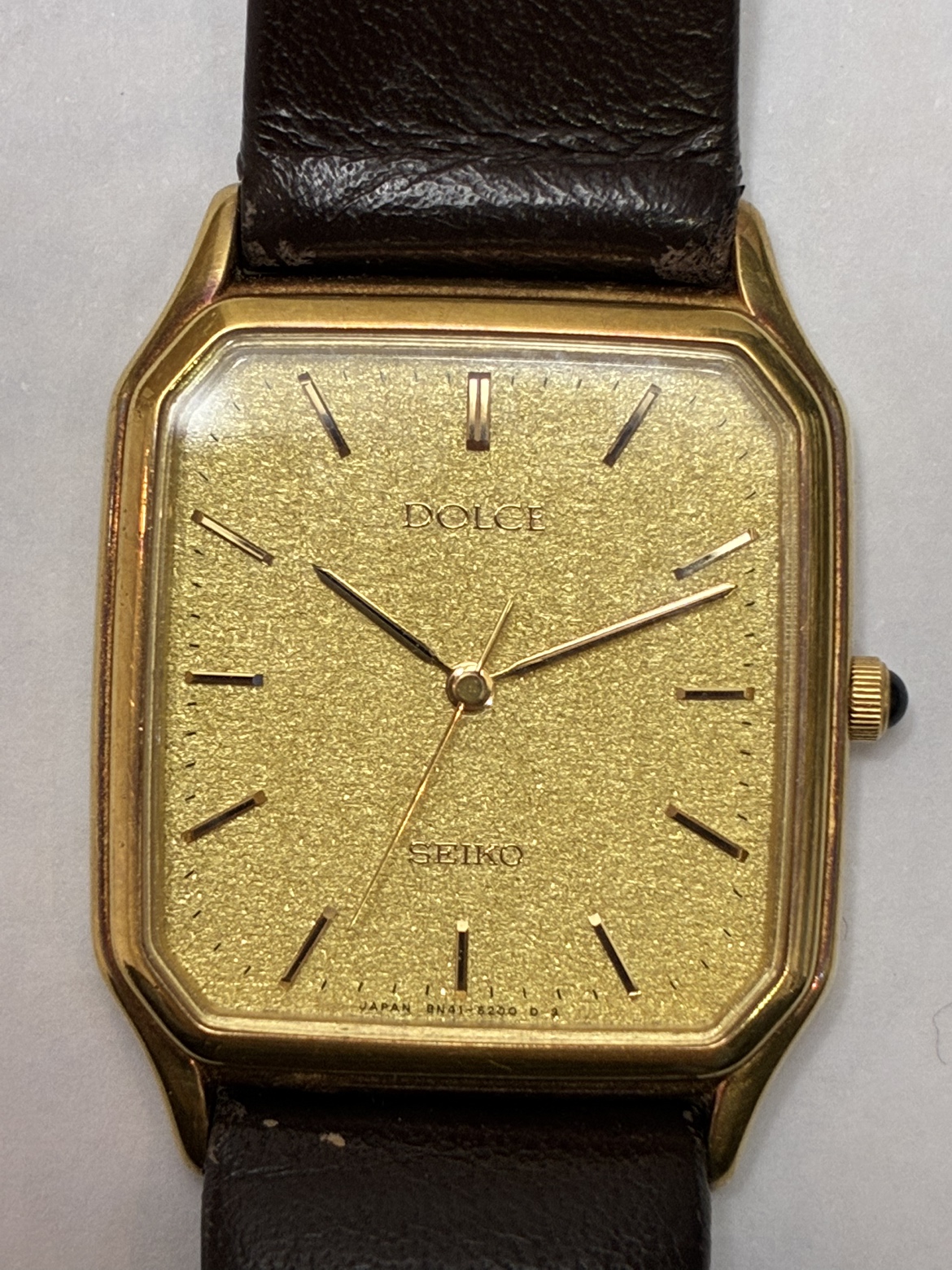 横浜でセイコーの腕時計を買取。ドルチェ、 8N41-5150、18KT金無垢 横浜でセイコーの腕時計を買取。ドルチェ、 8N41-5150、18KT金無垢