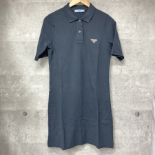 プラダ 23年 ネイビー トライアングルロゴ ワンピース 買取実績です。