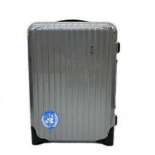 リモワ シルバー 856.52.10 エッセンシャル(サルサ) 35L 2輪スーツケース 買取実績です。