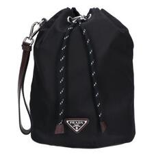 プラダ 2NE067 2HE1 ブラック Re-Nylon xレザー トライアングルロゴ スピードロック ドローストリングポーチ 買取実績です。