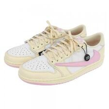 ナイキ ×トラヴィス スコット IQ7604-100 エア ジョーダン 1 LOW Muslin and Shy Pink スニーカー 買取実績です。