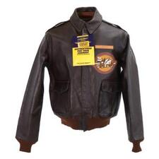 横浜でトイズマッコイを買取。TMJ1319 70着限定 A-2 ラフウェア実名復刻 TAIL WINDを買取りました。状態は未使用品です。