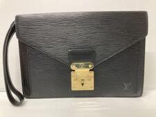 ルイヴィトン 95年 M52612 ノワール エピ セリエドラゴンヌ クラッチバック 買取実績です。
