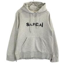 アーペーセー 【×sacai】M27655 グレー HOODIE TAIYO サイドジップ プリントプルオーバーパーカー 買取実績です。