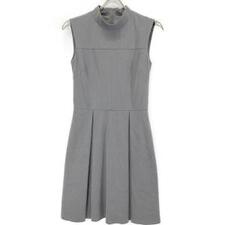 フォクシー Faille Pleat Fit and Flare ノースリーブワンピース 買取実績です。