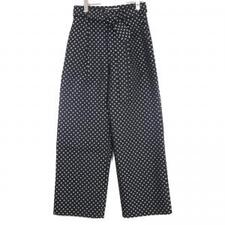 宅配でルシェルブルーを買取。23AW ブラック Dot Belted Wide Pantsを買取りました。状態は未使用品です。