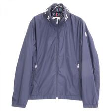 宅配でモンクレールを買取。22年製 ブラック BEID GIUBBOTTO ロゴ刺しゅう ナイロントラックジャケットを買取りました。状態は若干の使用感がある中古品です。