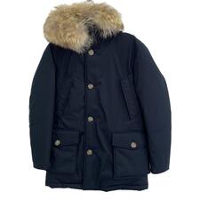 ウールリッチ 【×BEAMS F】WOOU0383 ネイビー ARCTIC PARKA HC BS ファー付きフーデットダウンジャケット 買取実績です。