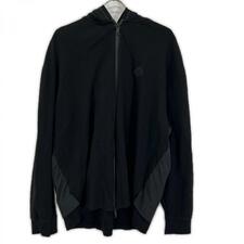 モンクレール 23年 ブラック MAGLIA APERTA フーディ パーカー 買取実績です。