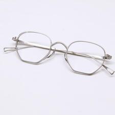 カメマンネン KMN9919 TSH ヘアラインマットシャーリングシルバー メタル ストロベリーシェイプ 眼鏡/アイウェア 買取実績です。