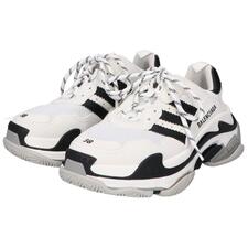 バレンシアガ 【×adidas】712764 ブラック×ホワイト TRIPLE S/トリプルS ローカットスニーカー 買取実績です。