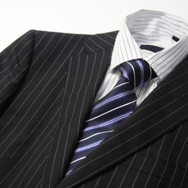 買取できないアイテム 量販店スーツ