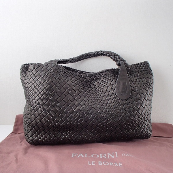 ファロルニ(FALORNI)を新宿店でお買取りいたしました。 買取価格・実績 