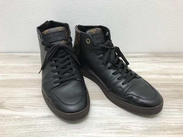 浜松鴨江店にて、ルイヴィトン(louisvuitton)のブラック×ブラウン